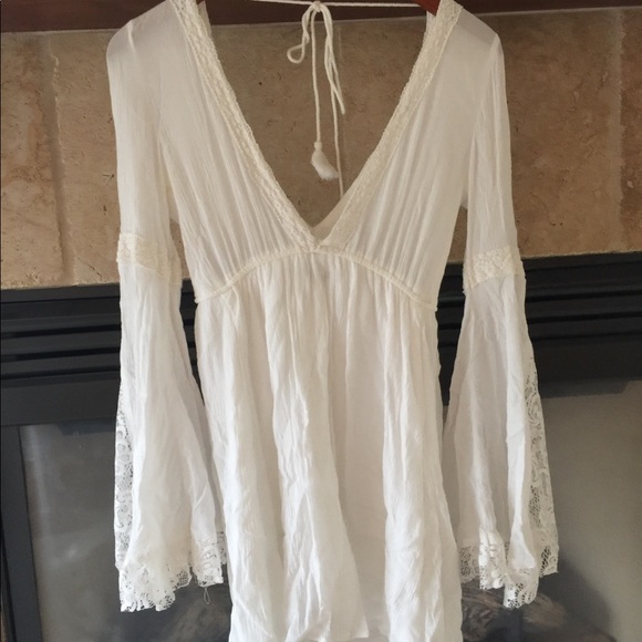 Cream dress - Picture 2 of 5